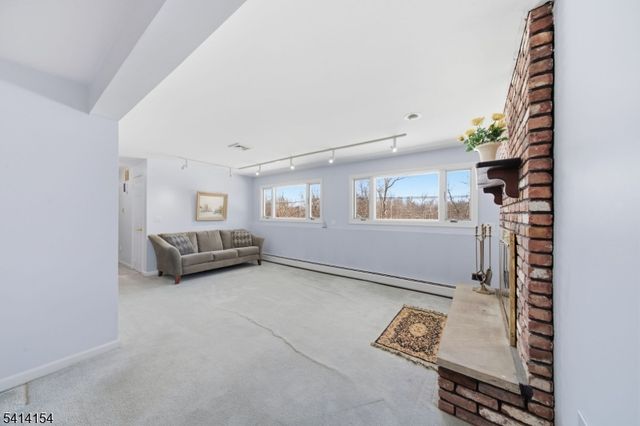 67 Hook Mountain Rd, Montville Twp., NJ 07045