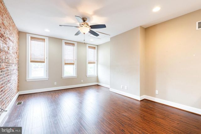 2049 DIVISION ST, Baltimore, MD 21217