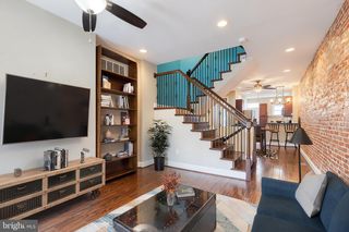 2049 DIVISION ST, Baltimore, MD 21217