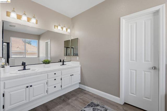 1937 Paradise Peak Ct, Antioch, CA 94531
