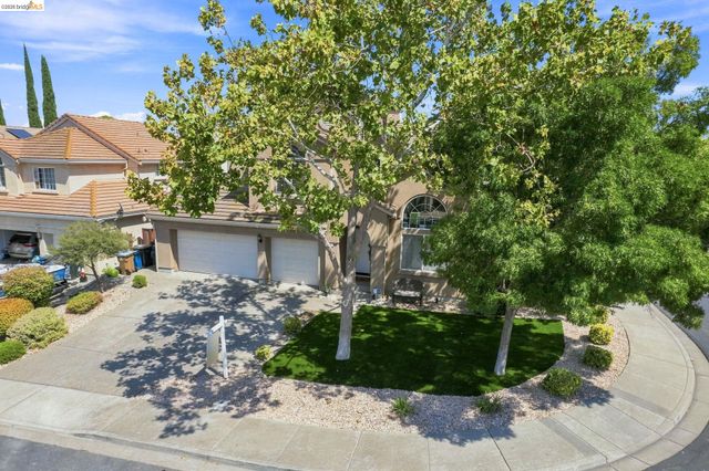 1937 Paradise Peak Ct, Antioch, CA 94531