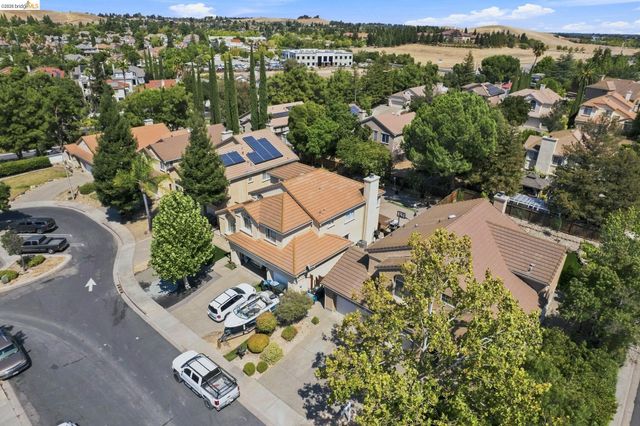 1937 Paradise Peak Ct, Antioch, CA 94531