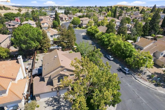 1937 Paradise Peak Ct, Antioch, CA 94531