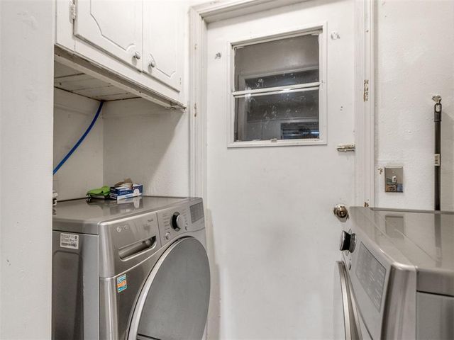 1053 NW 5th Street, Moore, OK 73160