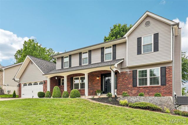 3252 Principia Avenue, St Charles, MO 63301