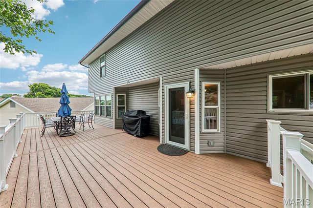 3252 Principia Avenue, St Charles, MO 63301