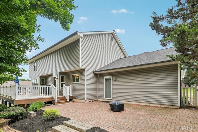 3252 Principia Avenue, St Charles, MO 63301