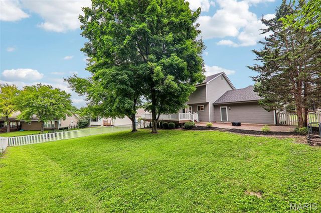 3252 Principia Avenue, St Charles, MO 63301