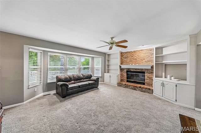 3252 Principia Avenue, St Charles, MO 63301
