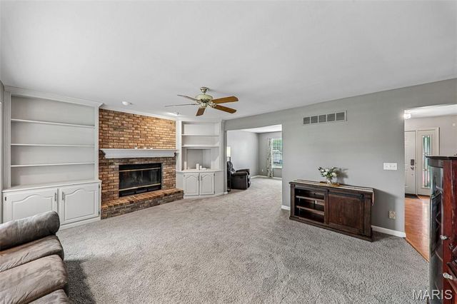 3252 Principia Avenue, St Charles, MO 63301
