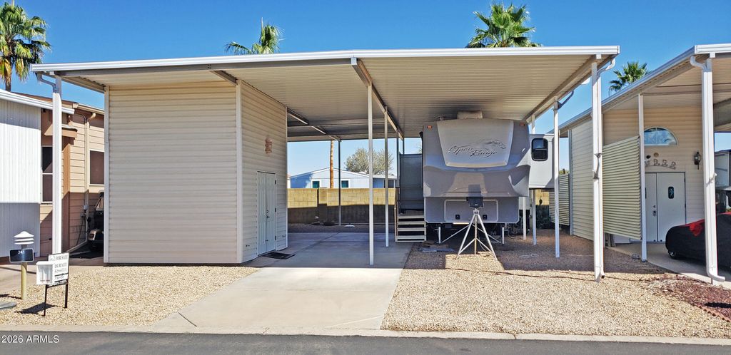 17200 W BELL Road 741, Surprise, AZ 85374 — exterior