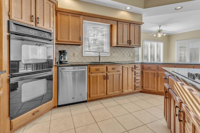 2660 DIBRELL TRAIL DR, Collierville, TN 38017