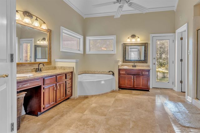 2660 DIBRELL TRAIL DR, Collierville, TN 38017