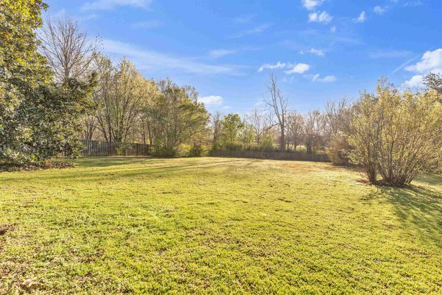 2660 DIBRELL TRAIL DR, Collierville, TN 38017