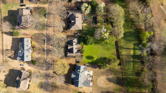 2660 DIBRELL TRAIL DR, Collierville, TN 38017