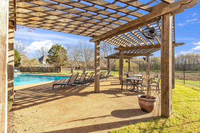 2660 DIBRELL TRAIL DR, Collierville, TN 38017