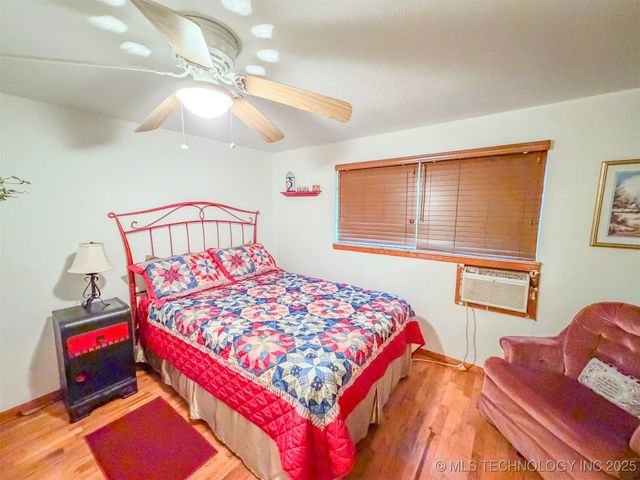 9956 Lost Acres Road, Kingston, OK 73439