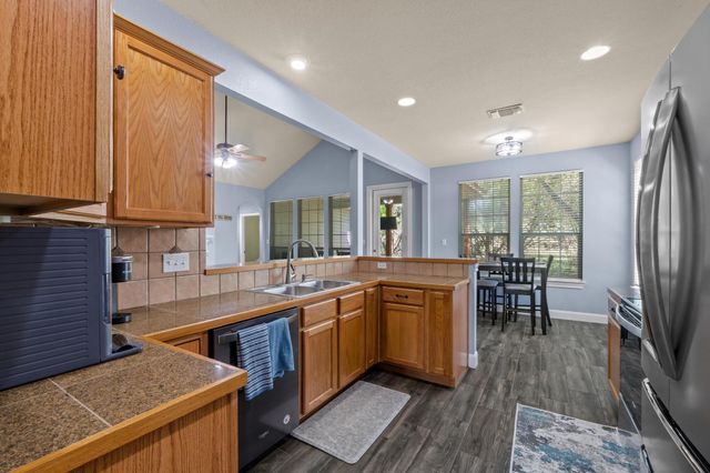608 Galston DR, Spicewood, TX 78669