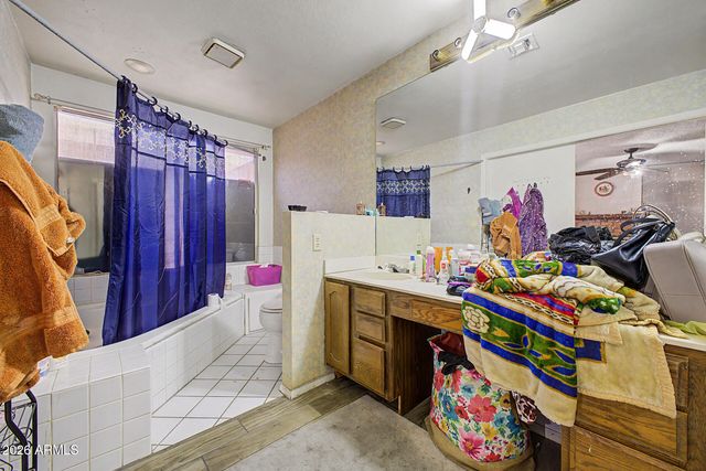 8926 N 55TH Avenue, Glendale, AZ 85302