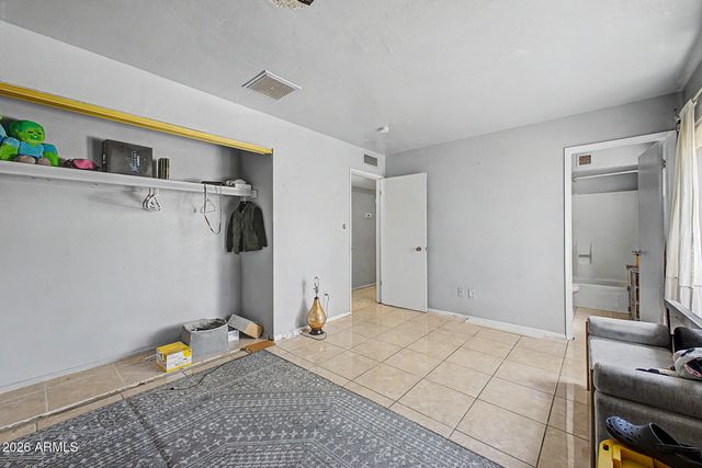 8926 N 55TH Avenue, Glendale, AZ 85302
