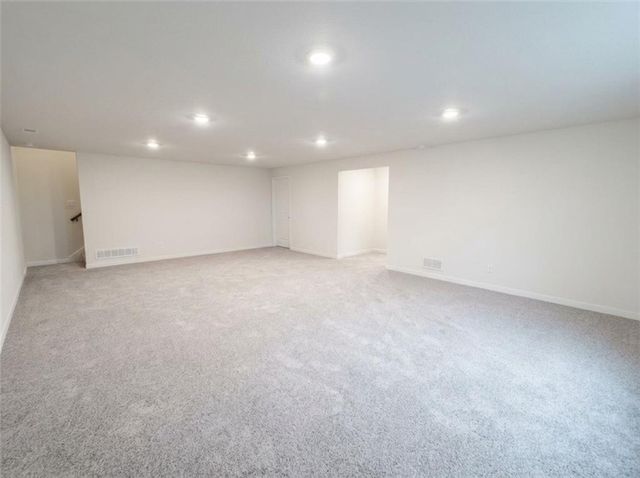 20121 Cornice Street, Spring Hill, KS 66083