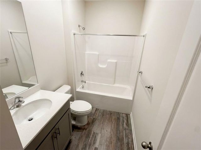 20121 Cornice Street, Spring Hill, KS 66083