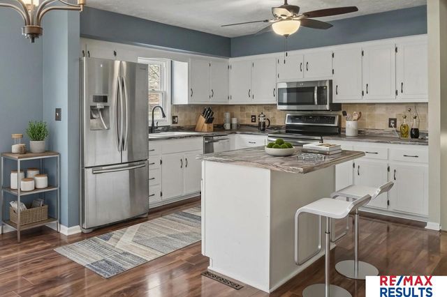 3323 S 158th Street, Omaha, NE 68130