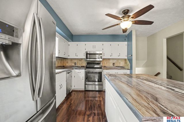 3323 S 158th Street, Omaha, NE 68130