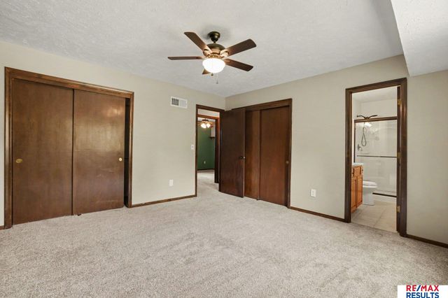 3323 S 158th Street, Omaha, NE 68130