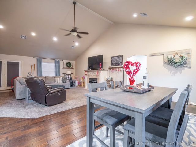 1404 Monarch Drive, Mcalester, OK 74501