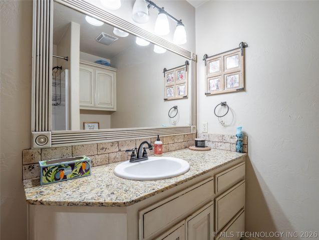 1404 Monarch Drive, Mcalester, OK 74501