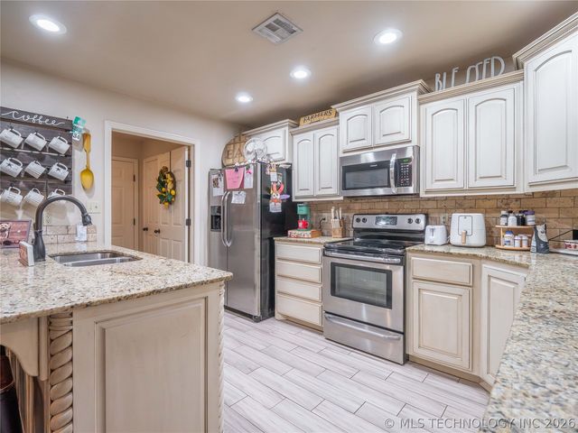 1404 Monarch Drive, Mcalester, OK 74501