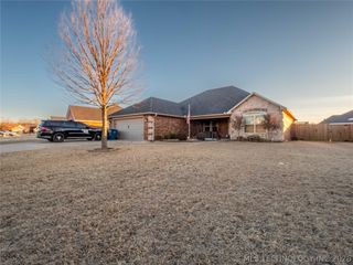 1404 Monarch Drive, Mcalester, OK 74501