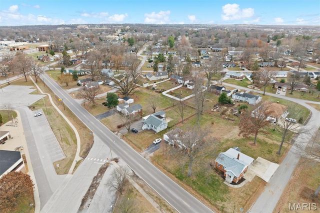 309 W Highway 50, O'fallon, IL 62269