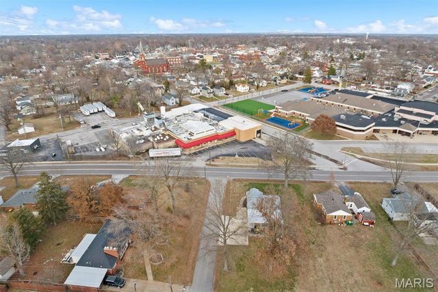 309 W Highway 50, O'fallon, IL 62269