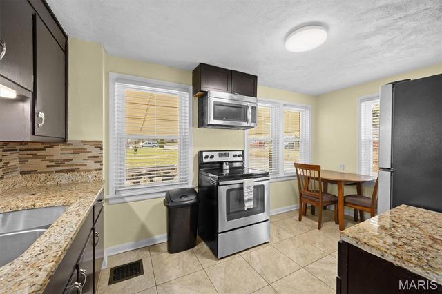 309 W Highway 50, O'fallon, IL 62269