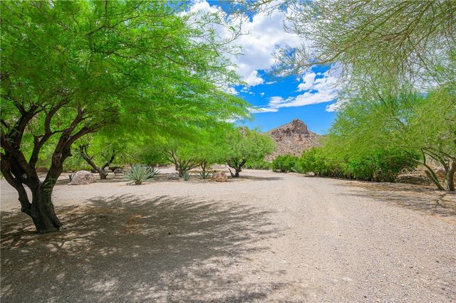 1 Silver Creek Road, Oatman, AZ 86433