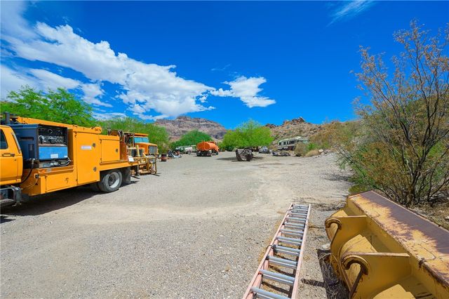 1 Silver Creek Road, Oatman, AZ 86433