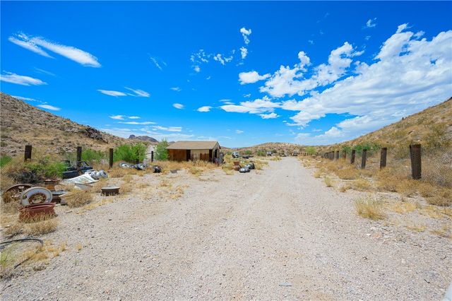 1 Silver Creek Road, Oatman, AZ 86433