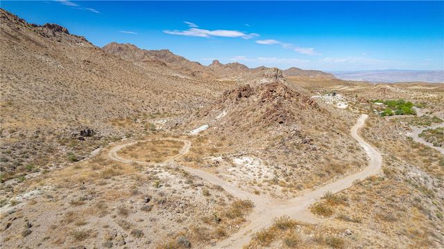 1 Silver Creek Road, Oatman, AZ 86433
