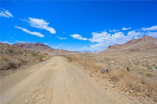 1 Silver Creek Road, Oatman, AZ 86433