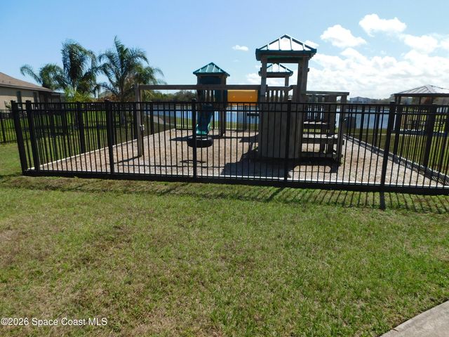 4554 Magenta Isles Drive, Melbourne, FL 32904