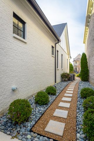 7008 Arbury Way, Ooltewah, TN 37363