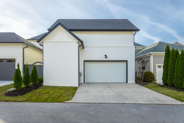 7008 Arbury Way, Ooltewah, TN 37363