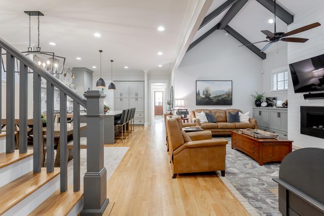 7008 Arbury Way, Ooltewah, TN 37363
