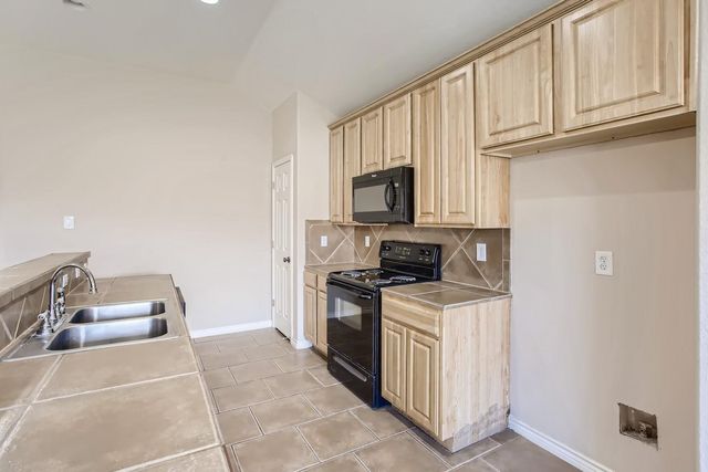 3032 Douglas Fir DR, New Braunfels, TX 78130