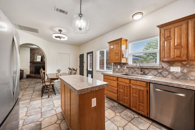 1091 Whispering Glen, Rockwall, TX 75087