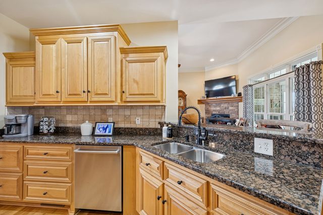 192 Hills Dr, Hillsboro, TN 37342