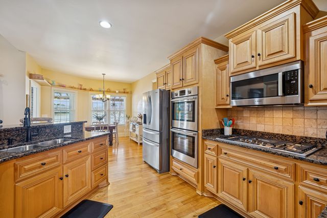 192 Hills Dr, Hillsboro, TN 37342