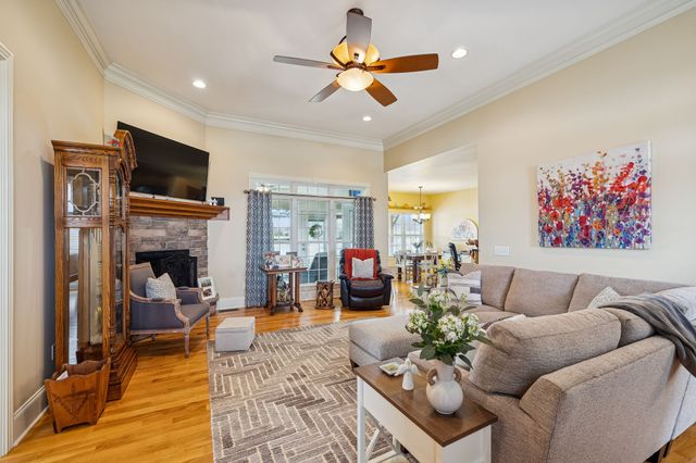 192 Hills Dr, Hillsboro, TN 37342